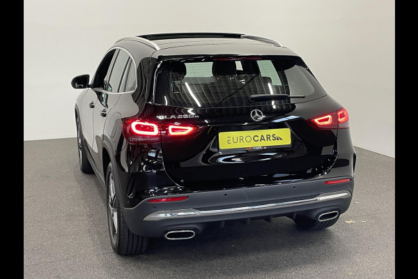 Mercedes-Benz GLA 250 e AMG Line PHEV Automaat Panorama dak 360 Camera Adaptieve Led Leder Interieur elektrische Achterklep Carplay/Android Auto Navigatie