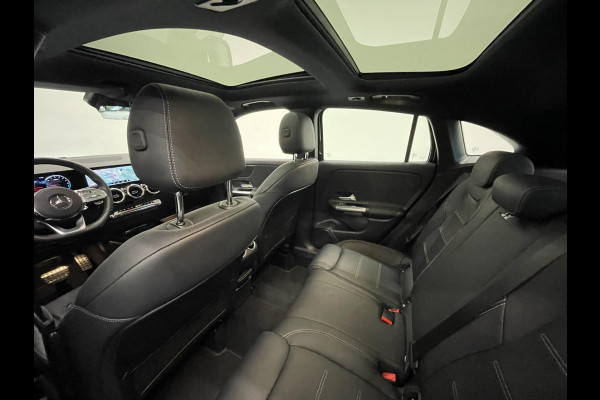 Mercedes-Benz GLA 250 e AMG Line PHEV Automaat Panorama dak 360 Camera Adaptieve Led Leder Interieur elektrische Achterklep Carplay/Android Auto Navigatie