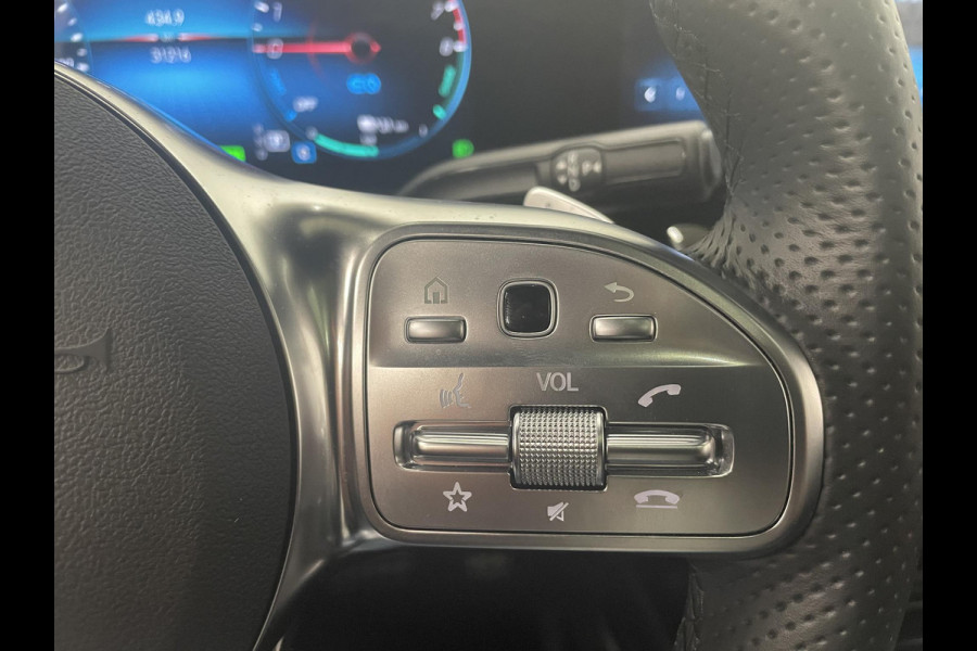 Mercedes-Benz GLA 250 e AMG Line PHEV Automaat Panorama dak 360 Camera Adaptieve Led Leder Interieur elektrische Achterklep Carplay/Android Auto Navigatie