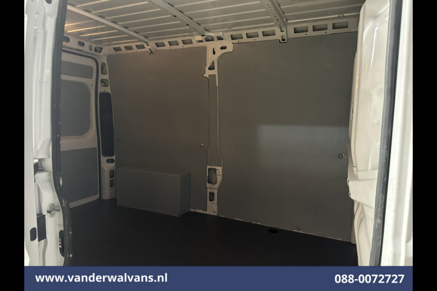 Opel Movano 2.2D 120pk L2H2 inrichting Euro6 Airco | Camera | Navigatie | Cruisecontrol Parkeersensoren, Bijrijdersbank