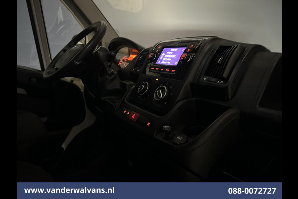 Opel Movano 2.2D 120pk L2H2 inrichting Euro6 Airco | Camera | Navigatie | Cruisecontrol Parkeersensoren, Bijrijdersbank