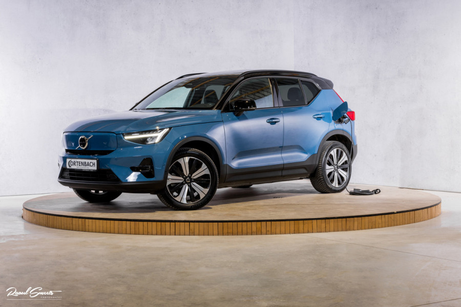 Volvo XC40 Recharge Ultimate 70 kWh | Panoramadak | Adaptieve cruise | Blis | Memory | Harman Kardon |