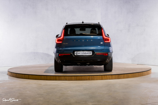 Volvo XC40 Recharge Ultimate 70 kWh | Panoramadak | Adaptieve cruise | Blis | Memory | Harman Kardon |