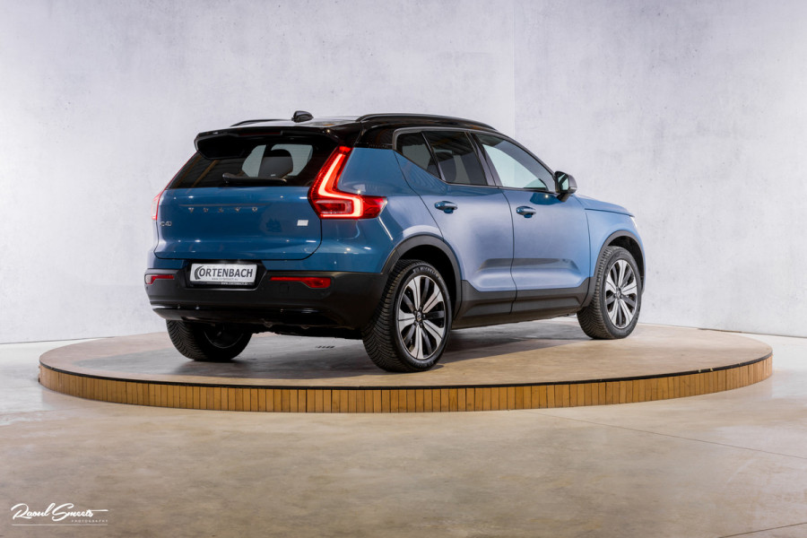 Volvo XC40 Recharge Ultimate 70 kWh | Panoramadak | Adaptieve cruise | Blis | Memory | Harman Kardon |