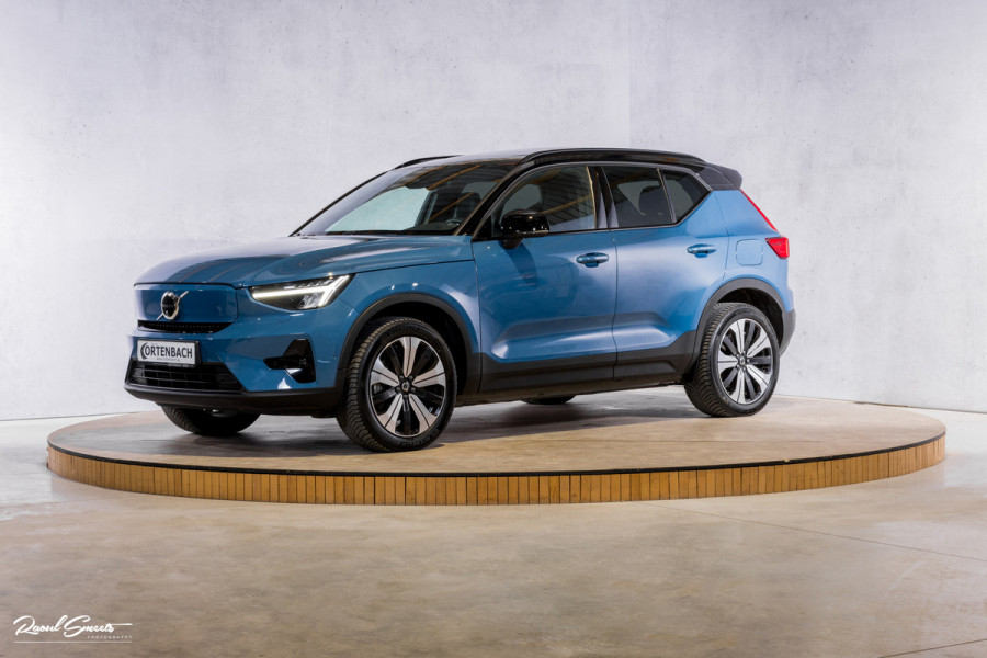 Volvo XC40 Recharge Ultimate 70 kWh | Panoramadak | Adaptieve cruise | Blis | Memory | Harman Kardon |