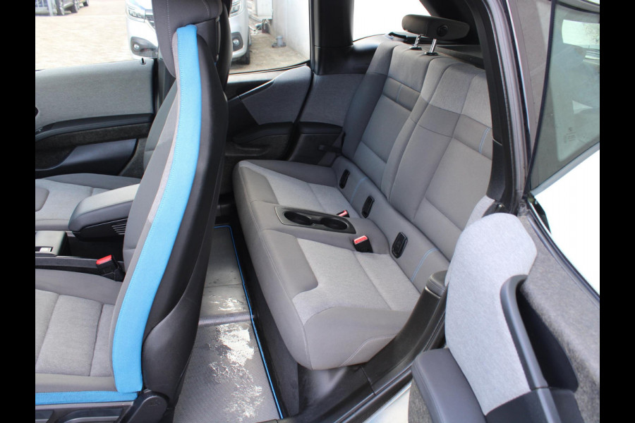 BMW i3 Basis 94Ah 33 kWh | STOELVERWARMING | NAVIGATIE | ACHTERUITRIJCAMERA |