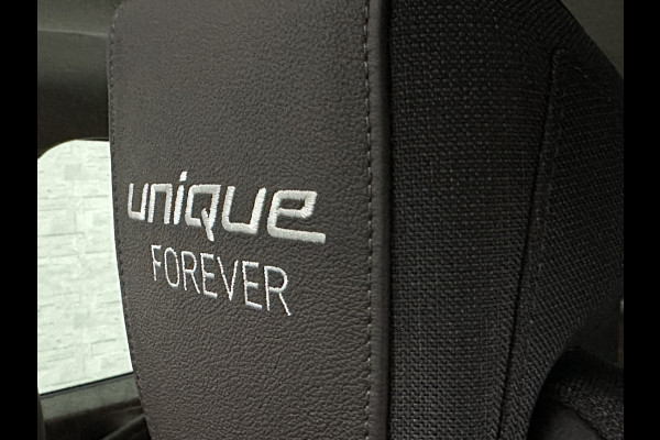 BMW i3 Unique Forever Edition 120Ah Sport-Pakket | Navi-Prof | Warmtepomp | 94% SOH | Snel Laden | Panorama | Camera | LED | Leder | 20'' | Stoelverwarming |
