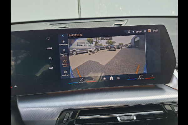 BMW X1 sDrive20i M-Sport Carplay Sportzetels Zwarte hemel PORTIMAO BLAU METALLIC