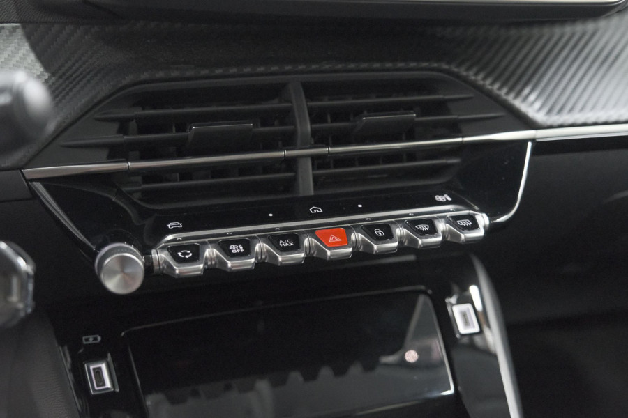 Peugeot 208 1.2 Hybrid 110 e-DCS6 Allure | Apple Carplay | Parkeersensoren Voor + Achter | Climate Control