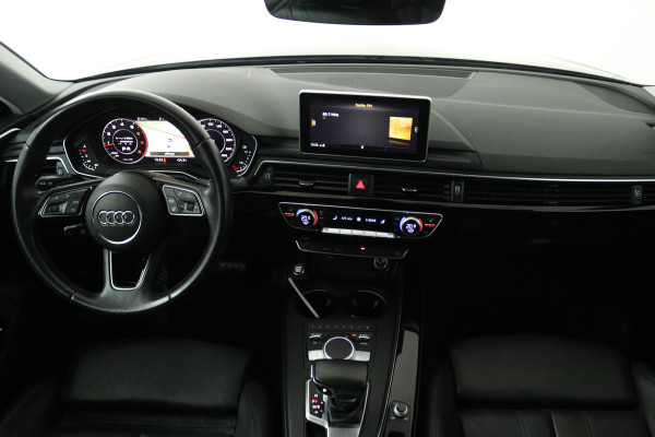 Audi A4 Limousine 35 TFSI Sport S line black edition (DIGITALE COCKPIT, CAMERA, STOELVERWARMING/VERKOELING, ELEKTR STOELEN)