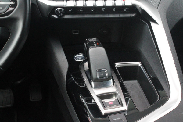 Peugeot 3008 1.2 130PK AUTOMAAT ALLURE | LEDEREN BEKLEDING | TREKHAAK | ELEKTRISCH BEDIENBARE BESTUUDERSSTOEL MET GEHEUGENFUNCTIE | ADAPTIVE CRUISE CONTROL | ELEKTRISCH BEDIENBARE ACHTERKLEP | APPLE CARPLAY/ANDROID AUTO | NAVIGATIE | STOELVERWARMING | ALL SEASON BANDEN | 19" LICHTMETALEN VELGEN | KEYLESS ENTRY/START | DODEHOEK DETECTIE | DRAADLOZE TELEFOONLADER |