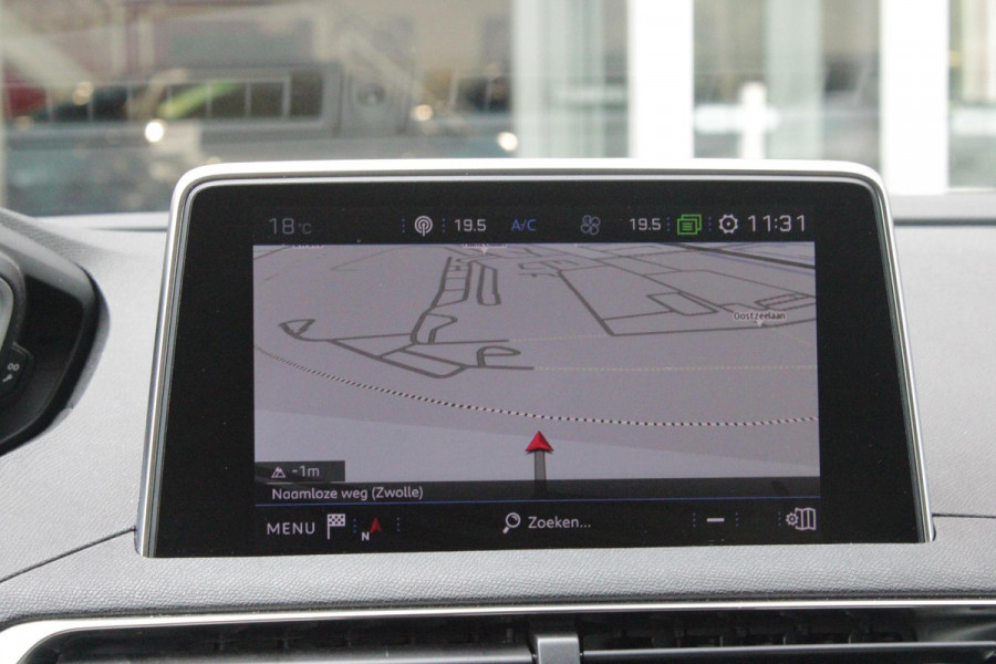 Peugeot 3008 1.2 130PK AUTOMAAT ALLURE | LEDEREN BEKLEDING | TREKHAAK | ELEKTRISCH BEDIENBARE BESTUUDERSSTOEL MET GEHEUGENFUNCTIE | ADAPTIVE CRUISE CONTROL | ELEKTRISCH BEDIENBARE ACHTERKLEP | APPLE CARPLAY/ANDROID AUTO | NAVIGATIE | STOELVERWARMING | ALL SEASON BANDEN | 19" LICHTMETALEN VELGEN | KEYLESS ENTRY/START | DODEHOEK DETECTIE | DRAADLOZE TELEFOONLADER |
