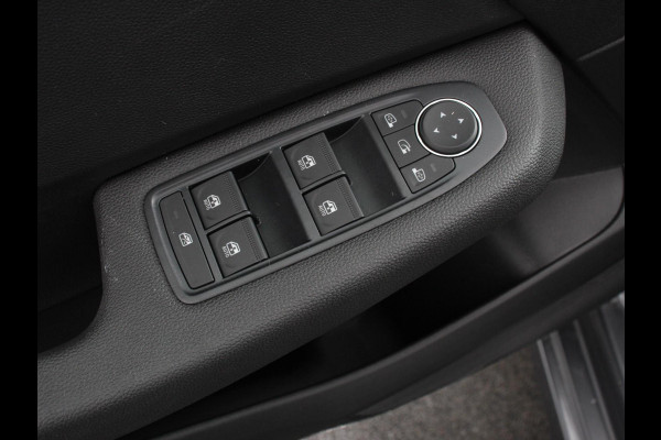 Mitsubishi Colt 1.6 HEV Automaat Intense DEMO ! Apple Carplay/Android Auto Camera Climate Control Cruise Control Lichtmetalen velgen Digitale Cockpit