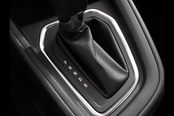 Mitsubishi Colt 1.6 HEV Automaat Intense DEMO ! Apple Carplay/Android Auto Camera Climate Control Cruise Control Lichtmetalen velgen Digitale Cockpit