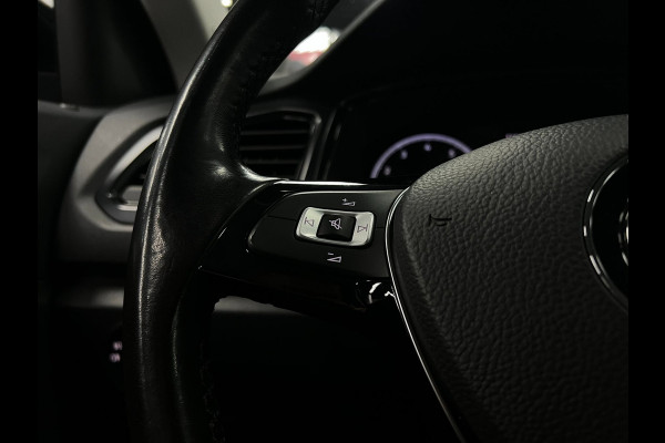 Volkswagen T-Roc 1.0 TSI | Stoelverw. | Clima | Carplay |
