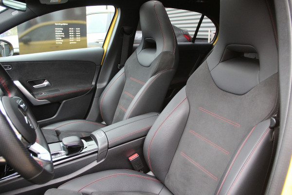 Mercedes-Benz A-Klasse 180 Business | NL Auto | AMG | Pano-Dak | Camera | ECC | Cruise | Leder | PDC | Navi | Keyless-Go | DAB