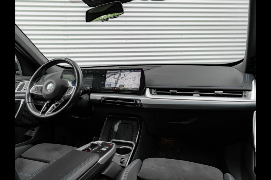 BMW X1 xDrive25e M-Sport - Pano - Trekhaak - Memoryzetel - Harman Kardon