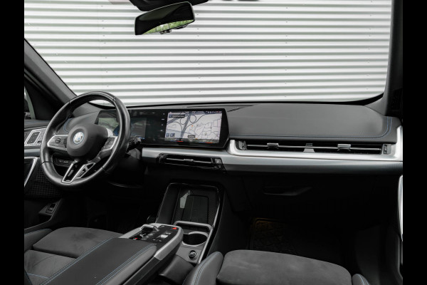 BMW X1 xDrive25e M-Sport - Pano - Trekhaak - Memoryzetel - Harman Kardon