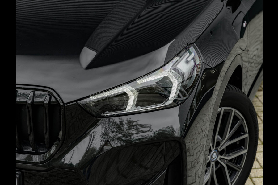 BMW X1 xDrive25e M-Sport - Pano - Trekhaak - Memoryzetel - Harman Kardon