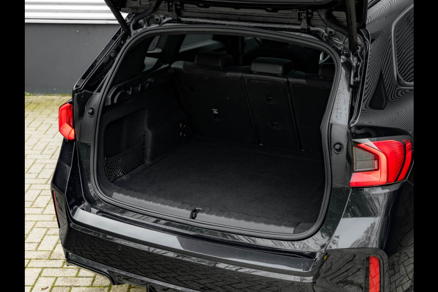 BMW X1 xDrive25e M-Sport - Pano - Trekhaak - Memoryzetel - Harman Kardon