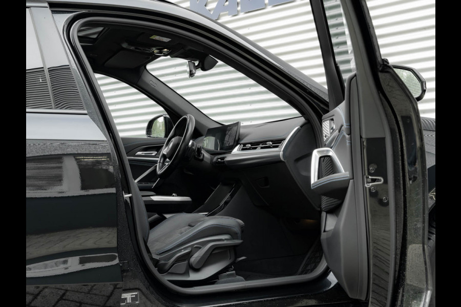 BMW X1 xDrive25e M-Sport - Pano - Trekhaak - Memoryzetel - Harman Kardon