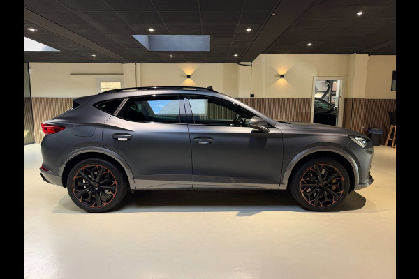 CUPRA Formentor 2.0 TSI 4DRIVE|Kuipstoelen|Pano|Beats|Copper|Keyless|