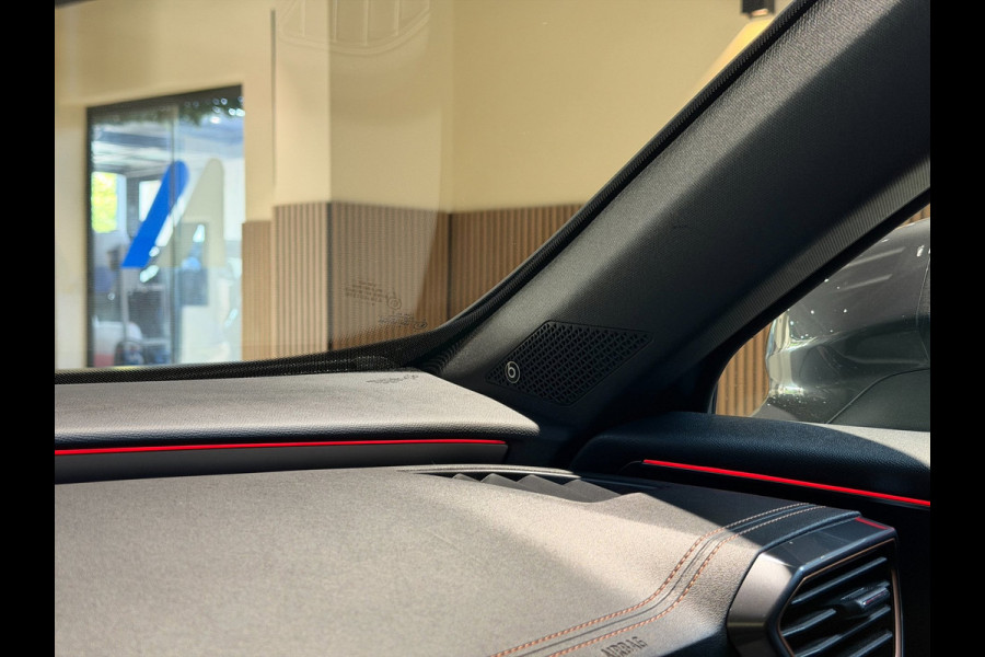 CUPRA Formentor 2.0 TSI 4DRIVE|Kuipstoelen|Pano|Beats|Copper|Keyless|