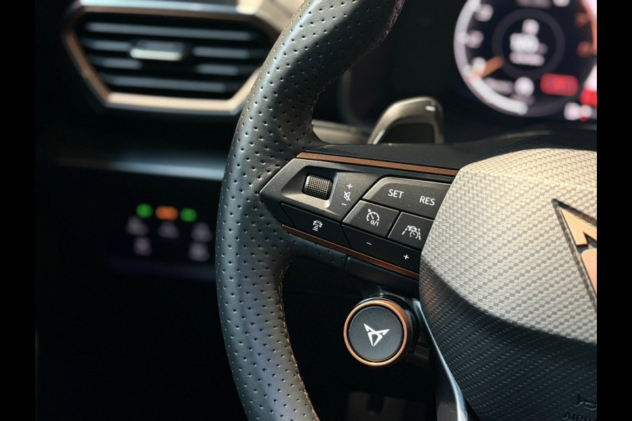 CUPRA Formentor 2.0 TSI 4DRIVE|Kuipstoelen|Pano|Beats|Copper|Keyless|