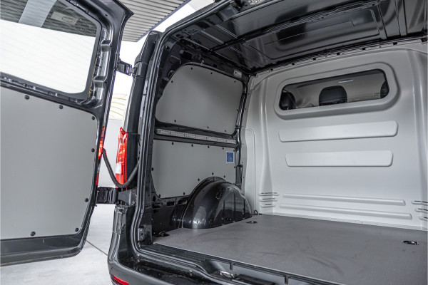 Mercedes-Benz Vito 124 CDI 237 PK DC Lang | Airmatic | Distronic | LED | Trekhaak | Lederen bekleding | L+R Schuifdeur | Dubbel cabine | Dodehoek | Camera | Navigatie | DAB | Dealer onderhouden | 24 maanden garantie