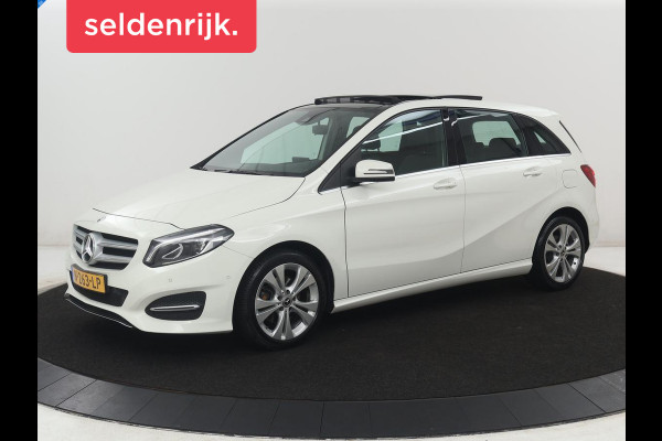Mercedes-Benz B-klasse 200 Prestige | Panoramadak | Half leder | Stoelverwarming | Cruise control | Navigatie | Bluetooth | Climate control | Park assist | Full LED | 17" velgen