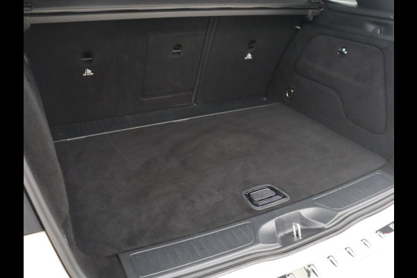 Mercedes-Benz B-klasse 200 Prestige | Panoramadak | Half leder | Stoelverwarming | Cruise control | Navigatie | Bluetooth | Climate control | Park assist | Full LED | 17" velgen