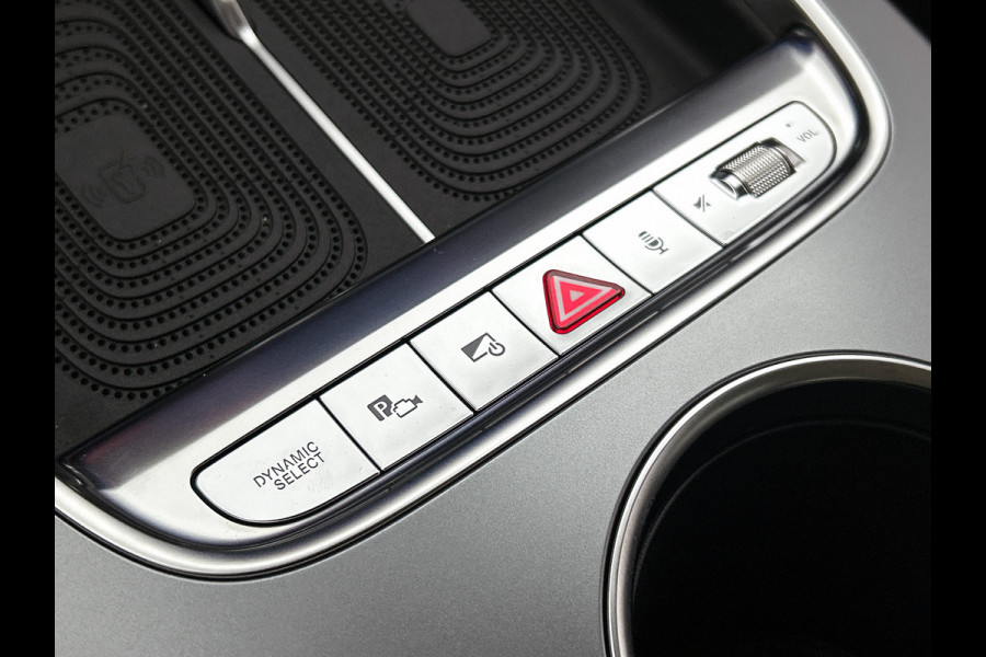 Mercedes-Benz C-Klasse 400 4MATIC Business Solution Luxury 94 kWh | Plus pakket | Parkeerpakket | Vast panoramadak | 19” multispaaks lichtmetalen velgen | URBAN GUARD |