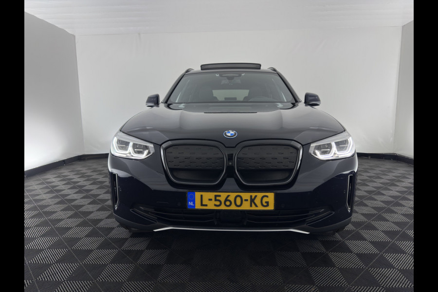 BMW iX3 High Executive 80 kWh [ 3-Fase-11kW ] {SoH-97%} (INCL-BTW) Aut. *PANO | LEATHER | HARMAN/KARDON | ADAPTIVE-CRUISE | FULL-LED | BLINDSPOT | MEMORY-PACK | DIGI-COCKPIT | HEATED-SPORTSEATS | KEYLESS | CAMERA | DAB+ | TOWBAR | HEAD-UP | 20''AL