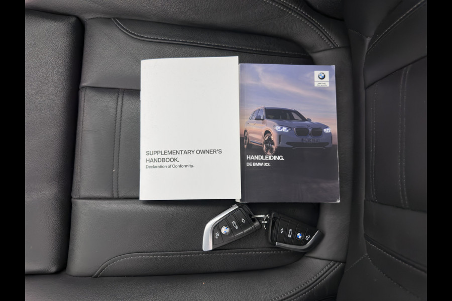 BMW iX3 High Executive 80 kWh [ 3-Fase-11kW ] {SoH-97%} (INCL-BTW) Aut. *PANO | LEATHER | HARMAN/KARDON | ADAPTIVE-CRUISE | FULL-LED | BLINDSPOT | MEMORY-PACK | DIGI-COCKPIT | HEATED-SPORTSEATS | KEYLESS | CAMERA | DAB+ | TOWBAR | HEAD-UP | 20''AL