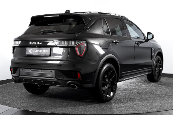 Lynk & Co 01 1.5 PHEV 261PK MY22 | Black Pakket | 360 Camera  | 7.4 kWh Boordlader | S/K-panodak | Adapt. Cruise | Memory | Elek. klep | LM 20" |
