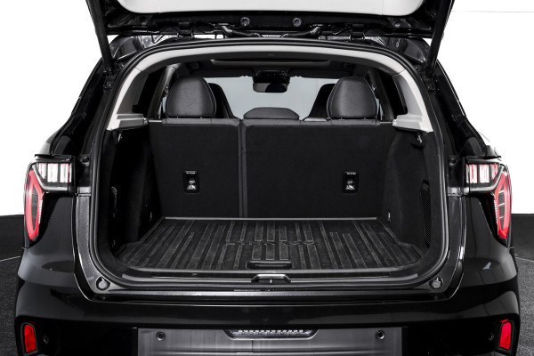 Lynk & Co 01 1.5 PHEV 261PK MY22 | Black Pakket | 360 Camera  | 7.4 kWh Boordlader | S/K-panodak | Adapt. Cruise | Memory | Elek. klep | LM 20" |