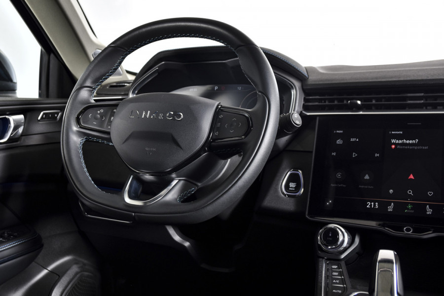 Lynk & Co 01 1.5 PHEV 261PK MY22 | Black Pakket | 360 Camera  | 7.4 kWh Boordlader | S/K-panodak | Adapt. Cruise | Memory | Elek. klep | LM 20" |