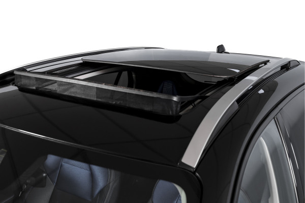 Lynk & Co 01 1.5 PHEV 261PK MY22 | Black Pakket | 360 Camera  | 7.4 kWh Boordlader | S/K-panodak | Adapt. Cruise | Memory | Elek. klep | LM 20" |