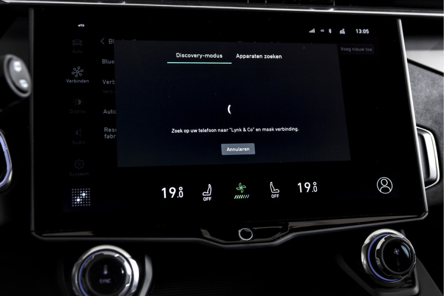 Lynk & Co 01 1.5 PHEV 261PK MY22 | Black Pakket | 360 Camera  | 7.4 kWh Boordlader | S/K-panodak | Adapt. Cruise | Memory | Elek. klep | LM 20" |