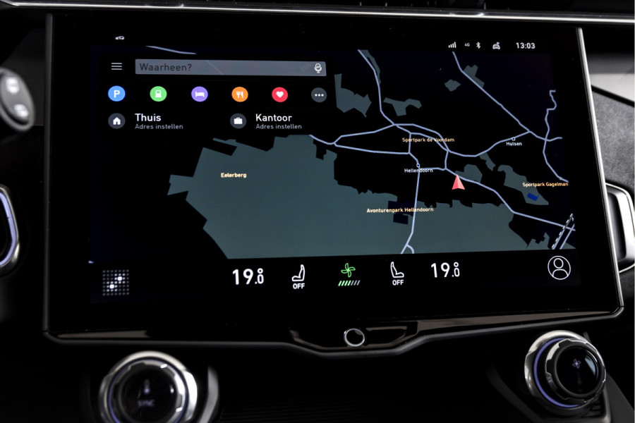 Lynk & Co 01 1.5 PHEV 261PK MY22 | Black Pakket | 360 Camera  | 7.4 kWh Boordlader | S/K-panodak | Adapt. Cruise | Memory | Elek. klep | LM 20" |