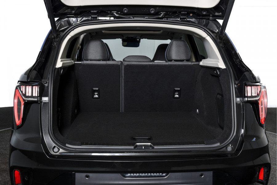 Lynk & Co 01 1.5 PHEV 261PK MY22 | Black Pakket | 360 Camera  | 7.4 kWh Boordlader | S/K-panodak | Adapt. Cruise | Memory | Elek. klep | LM 20" |