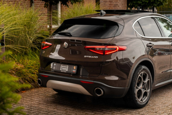 Alfa Romeo Stelvio 2.0 T AWD Super 280 PK Aut. ACC Schuifdak Harman Kardon Stoel/stuurverw. Keyless 19''