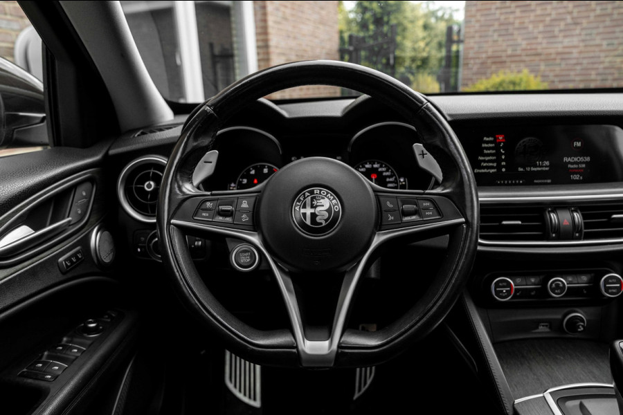 Alfa Romeo Stelvio 2.0 T AWD Super 280 PK Aut. ACC Schuifdak Harman Kardon Stoel/stuurverw. Keyless 19''