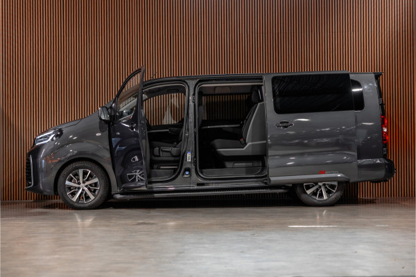 Toyota ProAce Worker 2.0 D-4D Professional DC L3H1 XL | LED | ACC | CarPlay | Camera | Stoel- en stuurwielverwarming | Trekhaak | Navigatie | Keyless entry | Dealer onderhouden | Tot 10 jaar garantie