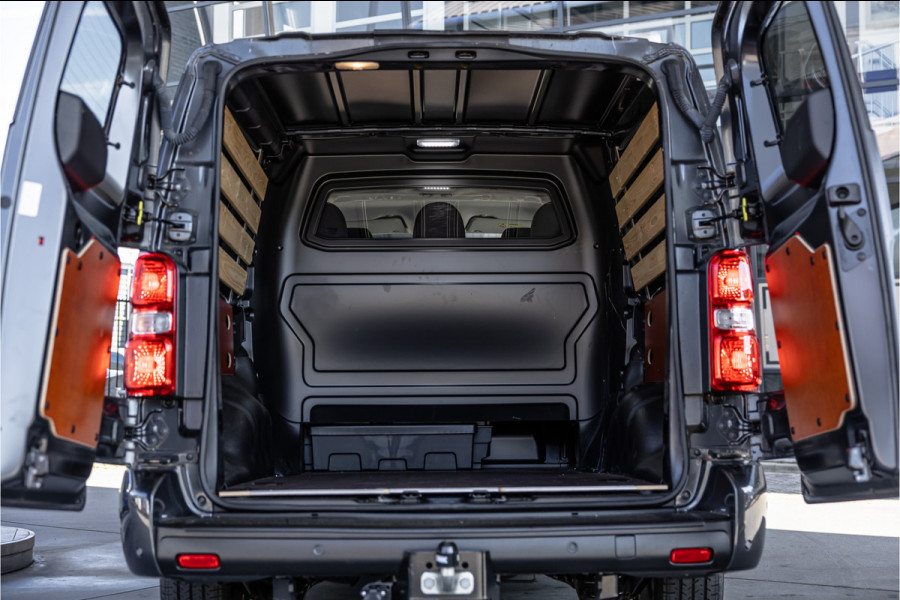 Toyota ProAce Worker 2.0 D-4D Professional DC L3H1 XL | LED | ACC | CarPlay | Camera | Stoel- en stuurwielverwarming | Trekhaak | Navigatie | Keyless entry | Dealer onderhouden | Tot 10 jaar garantie