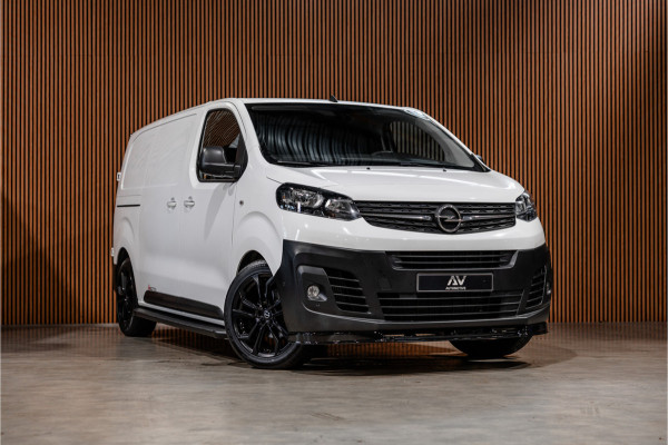 Opel Vivaro 2.0 CDTI L2H1 | L+R Schuifdeur | Automaat | CarPlay | Camera | Stoelverwarming | Trekhaak | F1 Flippers | Cruise control | Bedrijfswageninrichting | 3-Zitter | Nieuwe APK