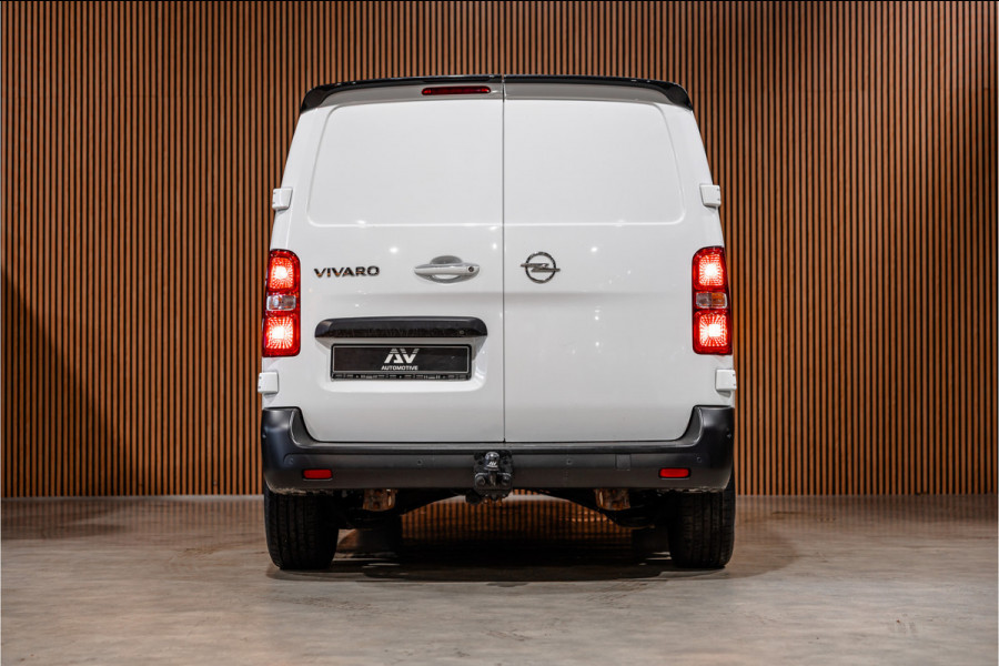 Opel Vivaro 2.0 CDTI L2H1 | L+R Schuifdeur | Automaat | CarPlay | Camera | Stoelverwarming | Trekhaak | F1 Flippers | Cruise control | Bedrijfswageninrichting | 3-Zitter | Nieuwe APK