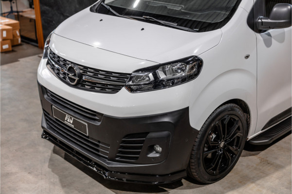 Opel Vivaro 2.0 CDTI L2H1 | L+R Schuifdeur | Automaat | CarPlay | Camera | Stoelverwarming | Trekhaak | F1 Flippers | Cruise control | Bedrijfswageninrichting | 3-Zitter | Nieuwe APK