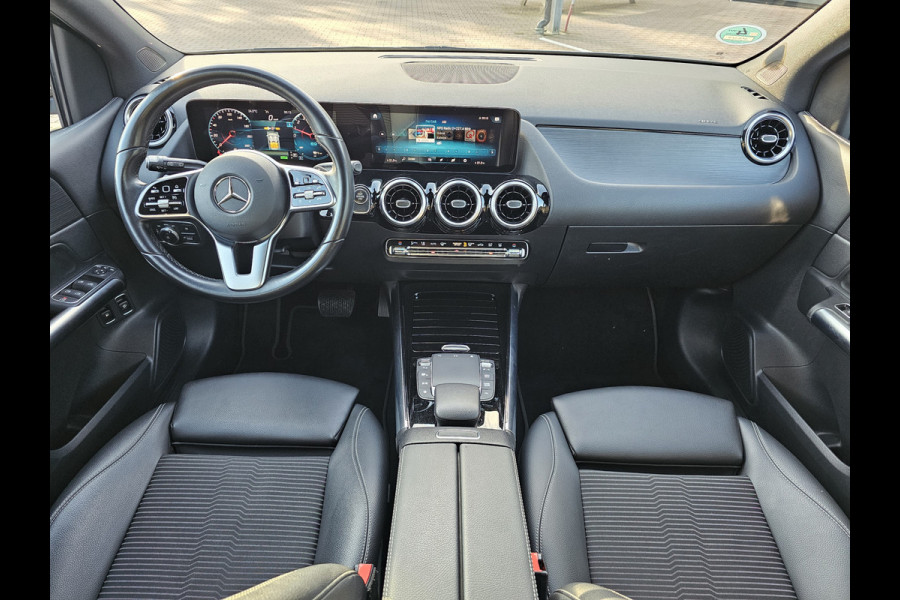 Mercedes-Benz B-Klasse 250 e Business Solution Luxury Limited PHEV | LED | Trekhaak | Stoelverwarming | Widescreen | Parkeerhulp | Camera | All-seasons |
