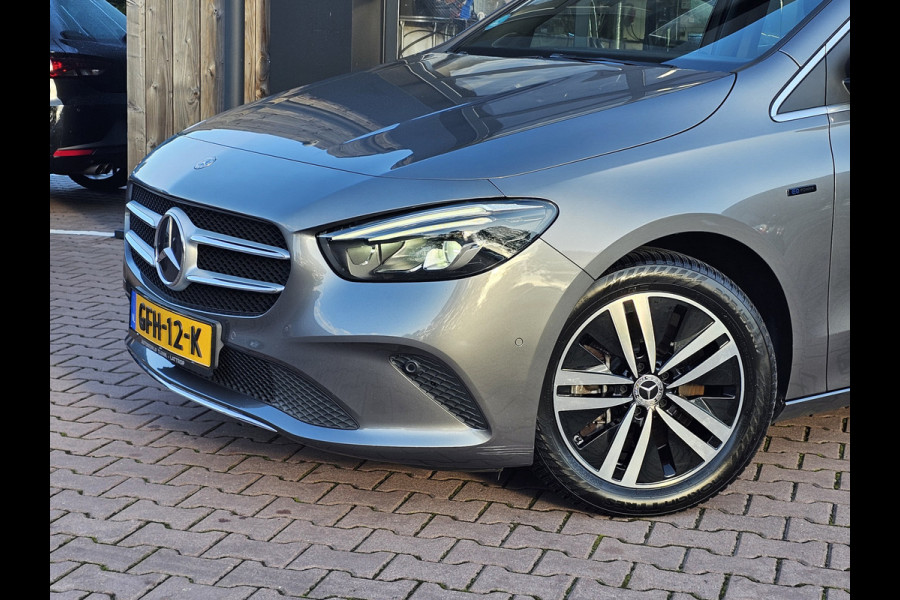 Mercedes-Benz B-Klasse 250 e Business Solution Luxury Limited PHEV | LED | Trekhaak | Stoelverwarming | Widescreen | Parkeerhulp | Camera | All-seasons |